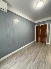 1561 E 31st St, Unit 3 in Brooklyn, NY - Foto de edificio - Building Photo