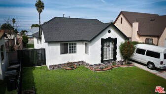 2223 W 78th Pl in Inglewood, CA - Building Photo
