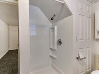 420 W Daws St photo'