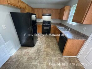 124 Pin Oak Trail in Villa Rica, GA - Building Photo - Building Photo