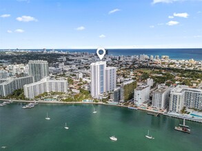 1330 West Ave in Miami Beach, FL - Building Photo - Building Photo