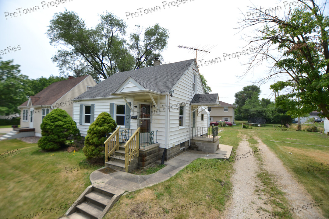 1314 Kinsey Ave in Joliet, IL - Building Photo