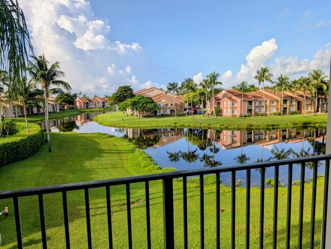 7824 Sonoma Springs Cir in Greenacres, FL - Building Photo - Building Photo