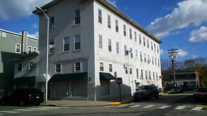 45-51 Minerva St in Derby, CT - Building Photo