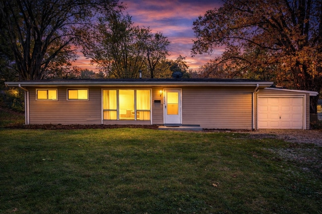 property at 1138 Lakeview Ave