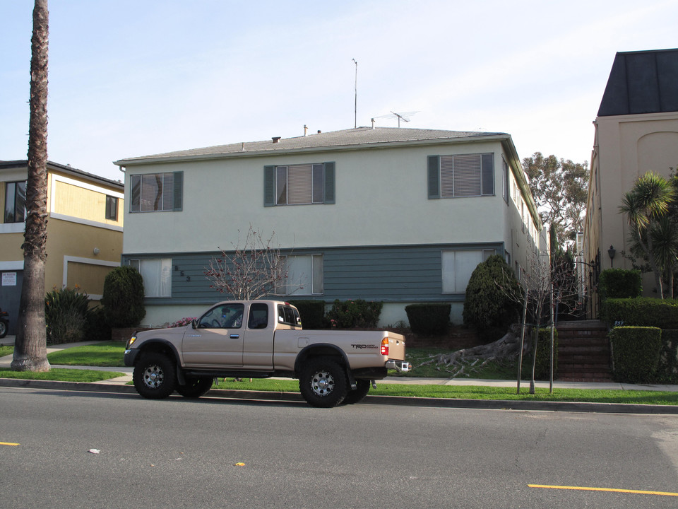 Mar-lyn Apartments in Santa Monica, CA - Building Photo