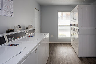 Oak Lane Apartments in Baton Rouge, LA - Foto de edificio - Interior Photo