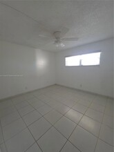 8940 S Hollybrook Blvd, Unit 109 in Pembroke Pines, FL - Building Photo - Building Photo