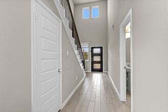 18503 Sunrise Maple Dr in Montgomery, TX - Building Photo - Building Photo