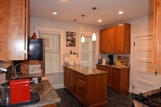 22 Fayette St in Cambridge, MA - Building Photo - Building Photo