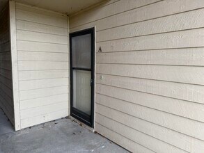 2009 Waterfront Dr N in Columbia, MO - Building Photo - Building Photo