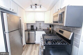 44 S 3rd St-Unit -3 in Philadelphia, PA - Building Photo - Building Photo