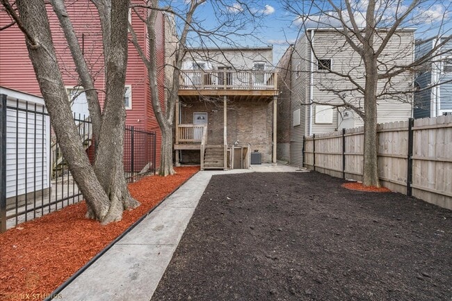 352 N Avers Ave in Chicago, IL - Building Photo - Building Photo