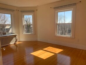 137 Prospect Ave in Quincy, MA - Foto de edificio - Building Photo
