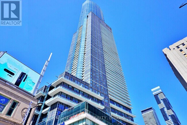 property at 386 Yonge St