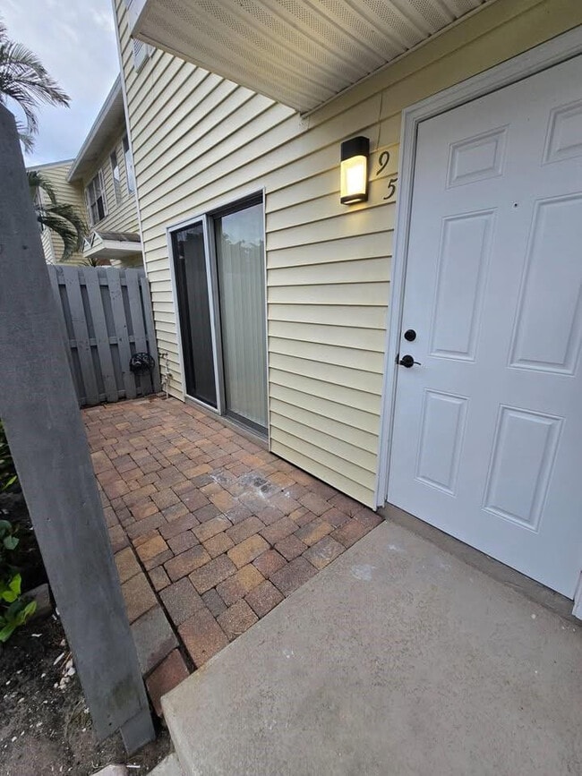 property at 95 SW 3rd St