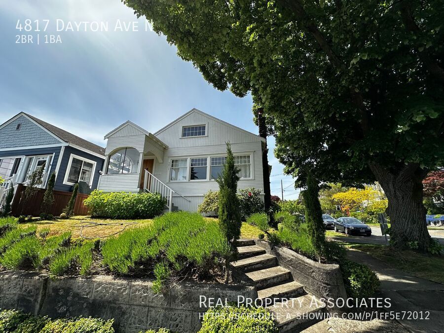 4817 Dayton Ave N in Seattle, WA - Building Photo
