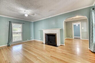 5902 Belgrade Ave in Dallas, TX - Building Photo - Building Photo
