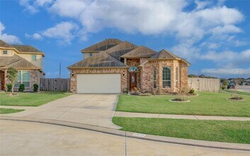 3511 Christopher Dr in Missouri City, TX - Building Photo - Building Photo