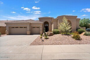 10388 N 135th Way in Scottsdale, AZ - Building Photo