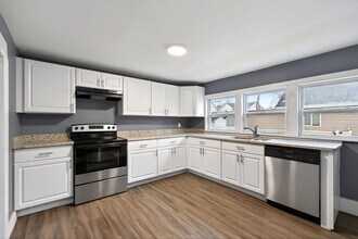 820 S River St in Franklin, OH - Building Photo - Building Photo