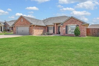 3212 Wendy Ln in Altus, OK - Building Photo - Building Photo