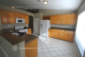 2912 SW 174th Ave in Miramar, FL - Building Photo - Building Photo