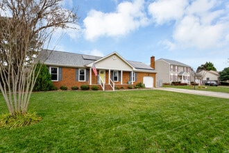 1225 Windswept Cir in Chesapeake, VA - Building Photo - Building Photo
