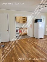 1027 9th St in Los Alamos, NM - Building Photo