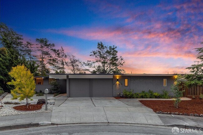 2055 Ticonderoga Dr in San Mateo, CA - Building Photo - Building Photo