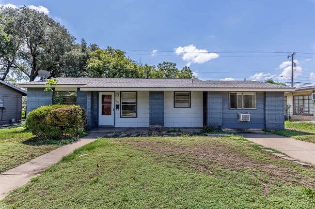 property at 214 Antrim Dr