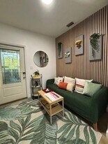 8220 NE 1st Pl in Miami, FL - Building Photo
