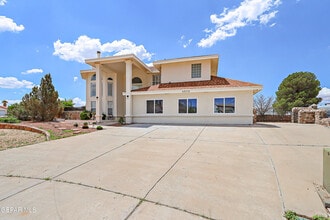 6839 Pasatiempo Cir in El Paso, TX - Building Photo - Building Photo