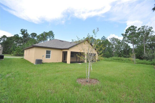 17 Rainbow Ln in Palm Coast, FL - Foto de edificio - Building Photo