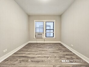 705 W Brompton Ave, Unit 1 in Chicago, IL - Building Photo - Building Photo