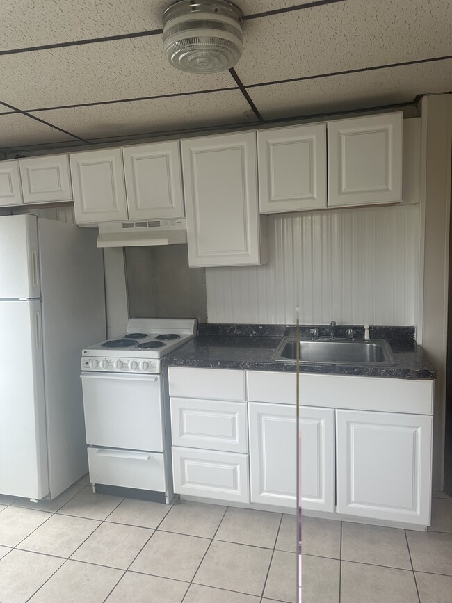 5 Marion St, Unit R, Unit R