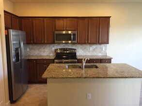 10217 Wellington Parc Dr in Wellington, FL - Building Photo - Building Photo