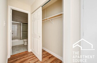 5841 N Winthrop Ave in Chicago, IL - Building Photo - Building Photo