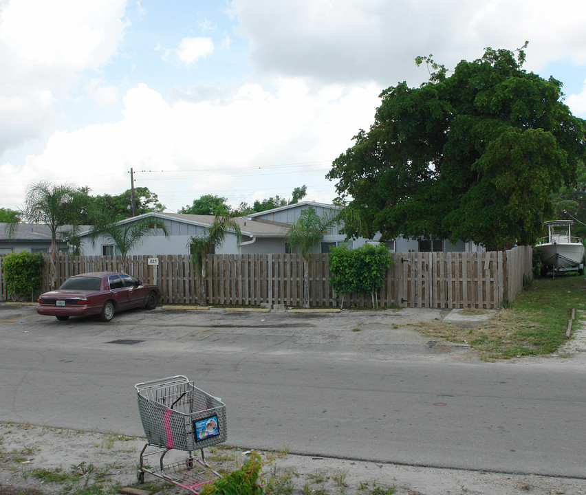 823 NW 2nd Ave in Fort Lauderdale, FL - Building Photo