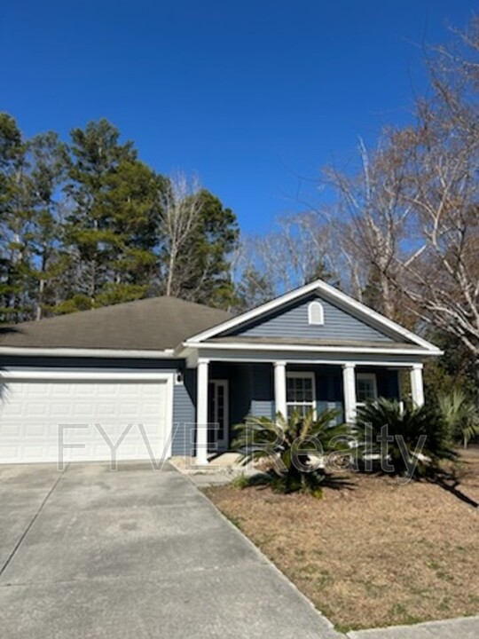 5016 W Liberty Meadows Dr in Summerville, SC - Building Photo