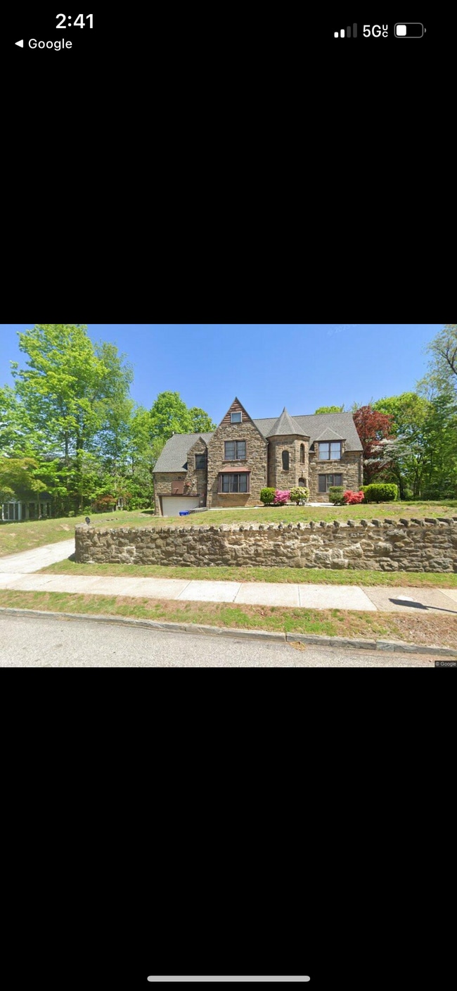 property at 1401 Beech Ave