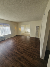 2221 E Lenita Ln in Santa Ana, CA - Building Photo - Building Photo