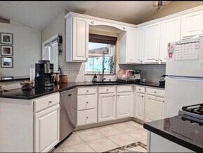 10936 Dearden Cir in Orlando, FL - Building Photo - Building Photo