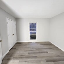 5712 Finsbury Ct in Raleigh, NC - Building Photo - Building Photo