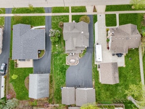 91 Pomeroy Ave in Crystal Lake, IL - Building Photo - Building Photo