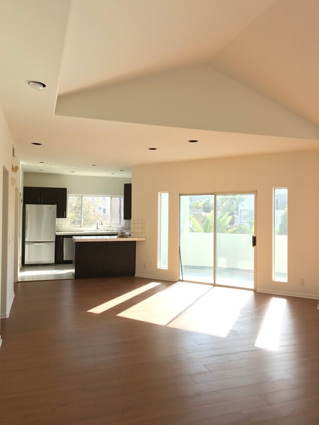 2332 Abbot Kinney Blvd in Venice, CA - Building Photo - Building Photo