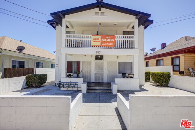 property at 543 W 16th St