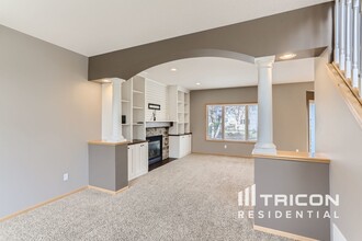 516 Lincoln Dr NE in Saint Michael, MN - Building Photo - Building Photo