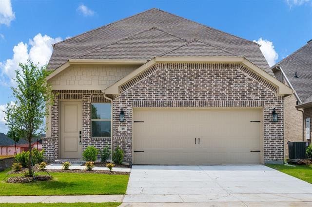 property at 718 Sunflower Trl