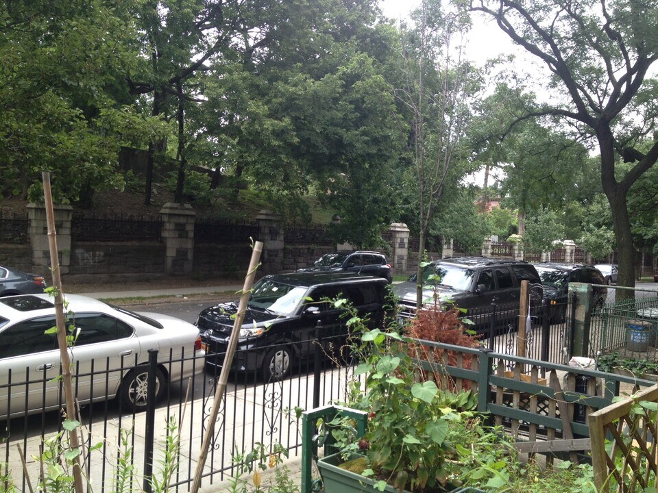 522 W 153rd St, Unit #2 in New York, NY - Building Photo